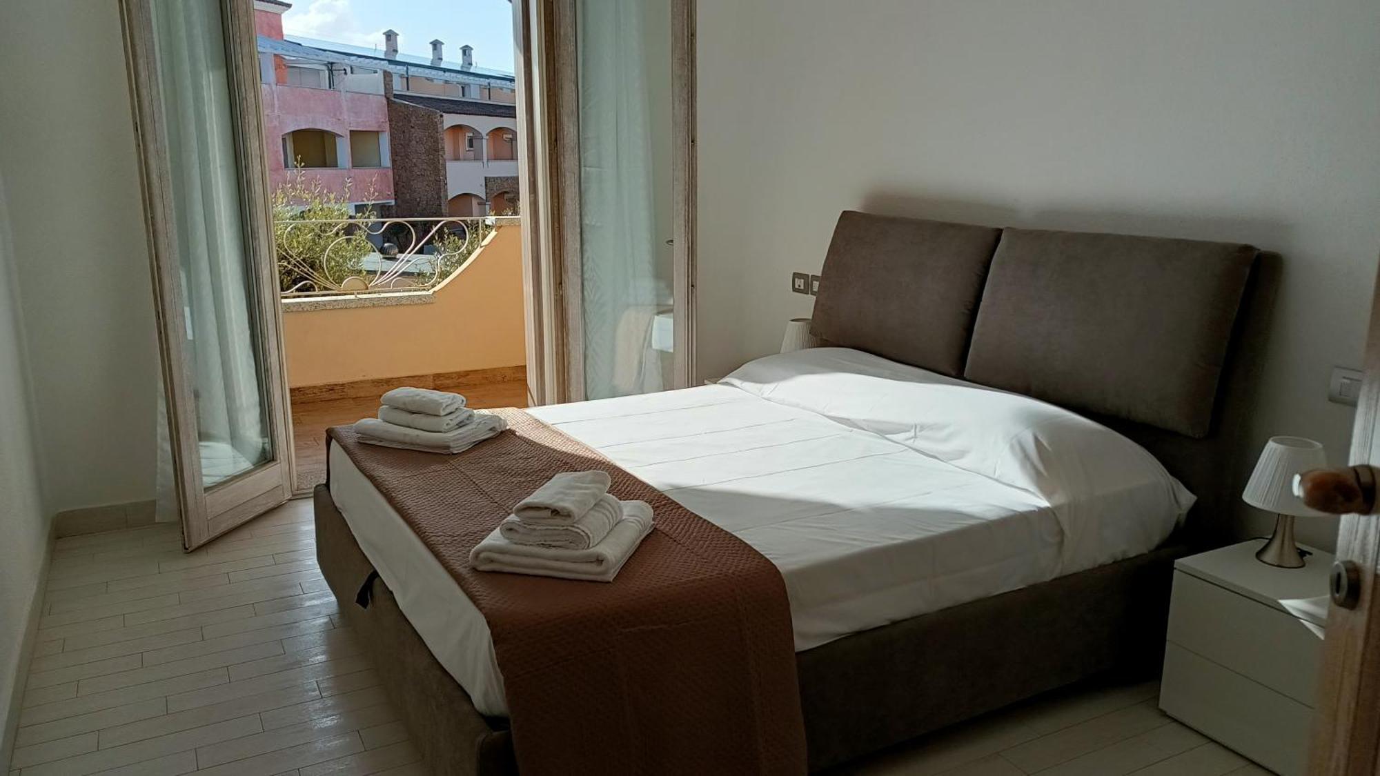 Appartamento Vista Mare Punta Tegge La Maddalena  Exterior foto